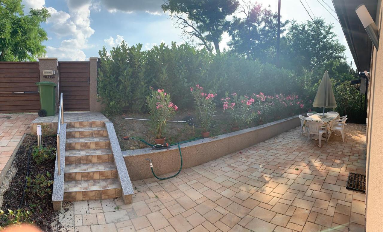 House Carlo Ponty Apartment Tass Ngoại thất bức ảnh